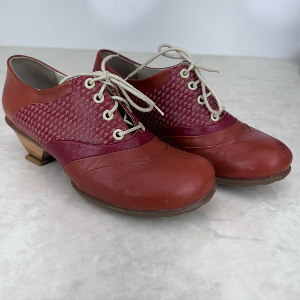 DISCONTINUED RARE COLOURWAY FROM 2011 JOHN FLUEVOG HOPES PROMISE 10